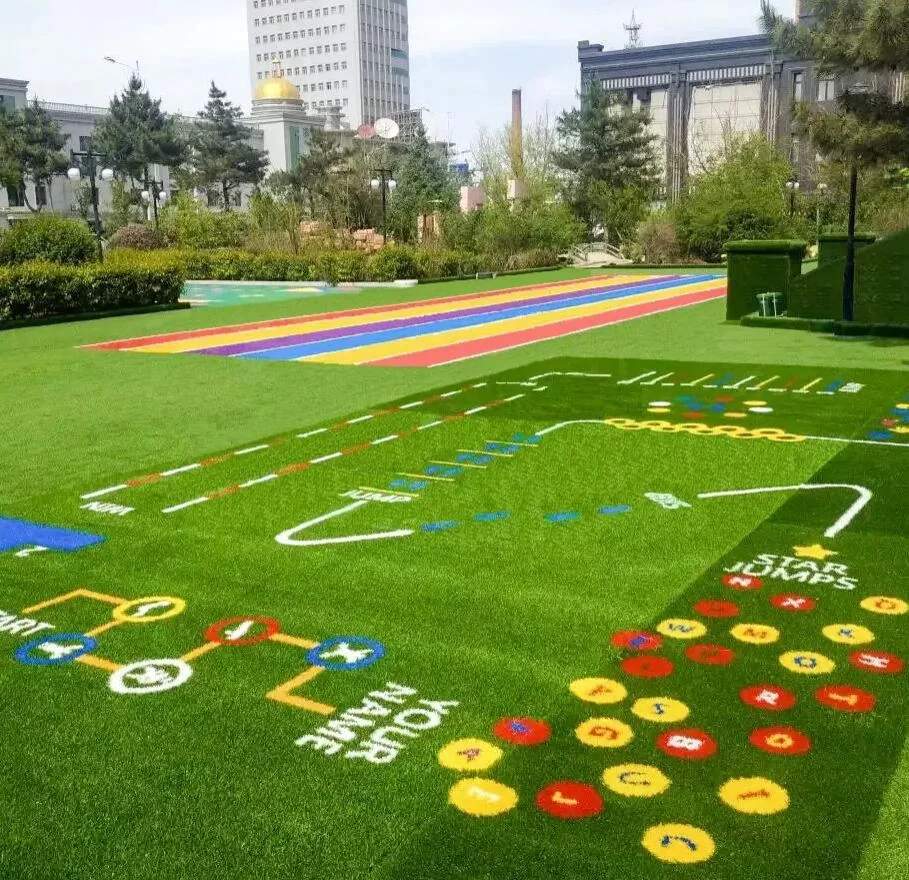 Erba del parco giochi